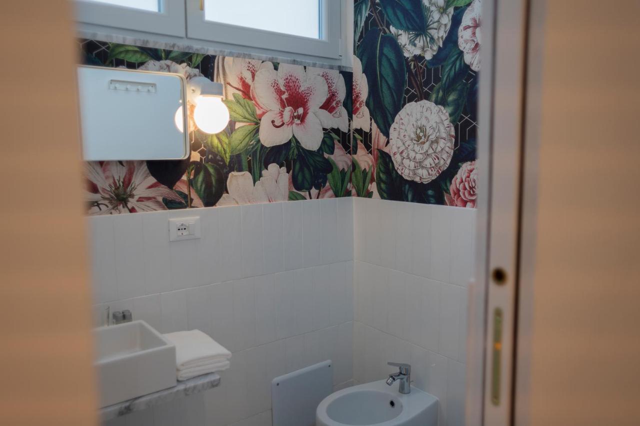 ナポリ Interno21 Bed & Breakfast エクステリア 写真