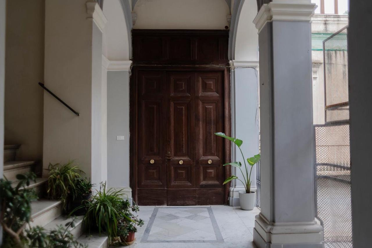 ナポリ Interno21 Bed & Breakfast エクステリア 写真